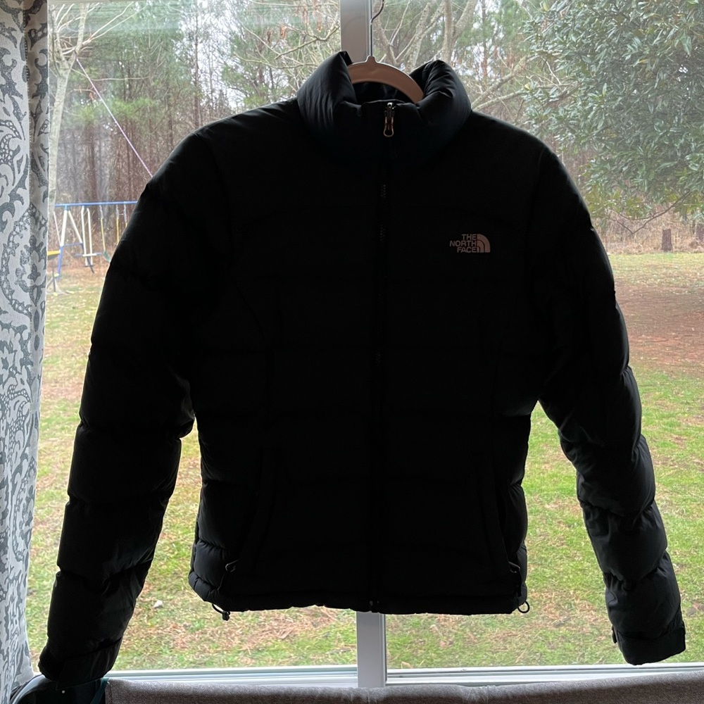 Retro north face puffer jacket cinched waist adjustable